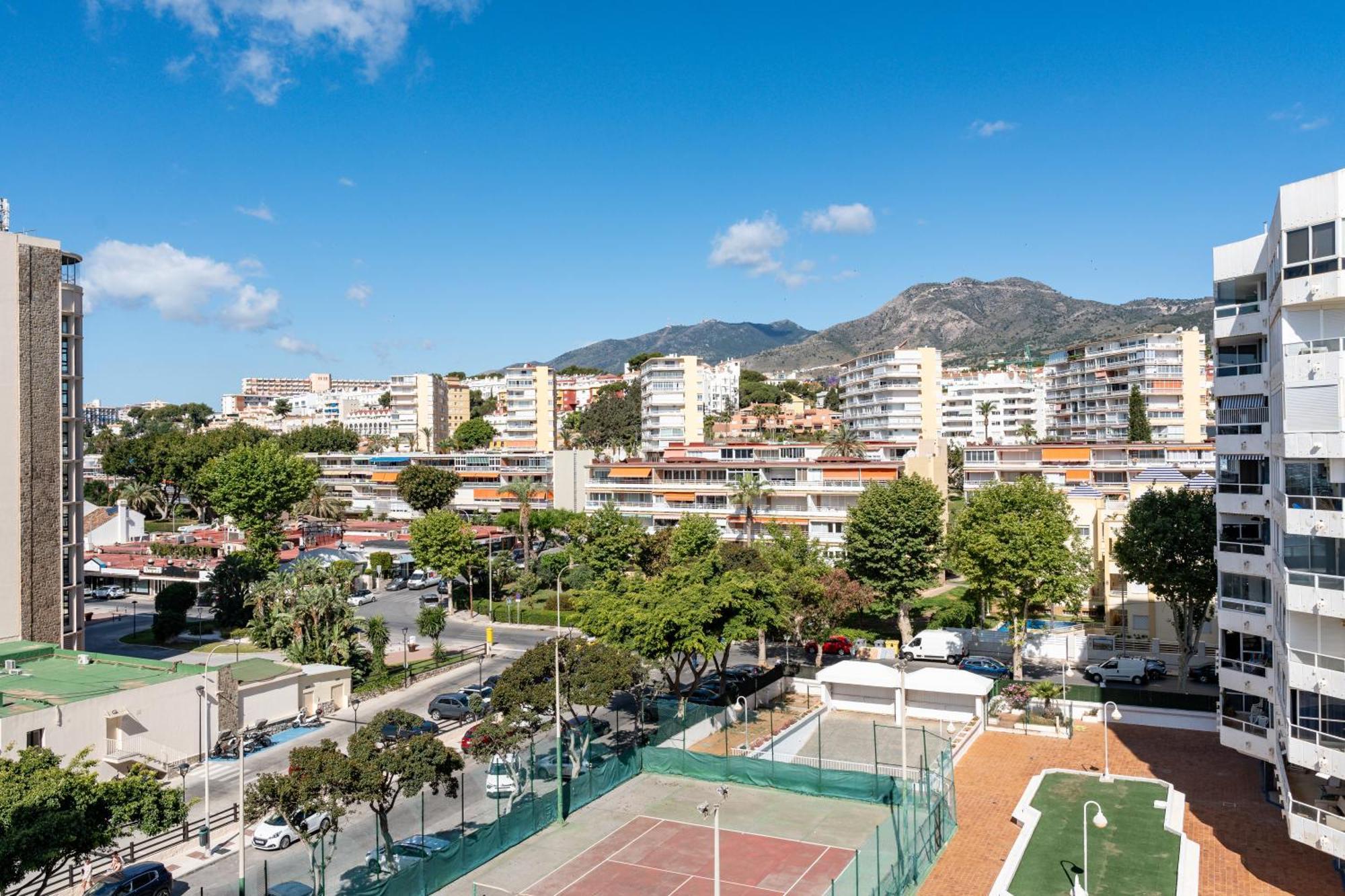 Tropico Carihuela View & Parking Lejlighed Torremolinos Eksteriør billede