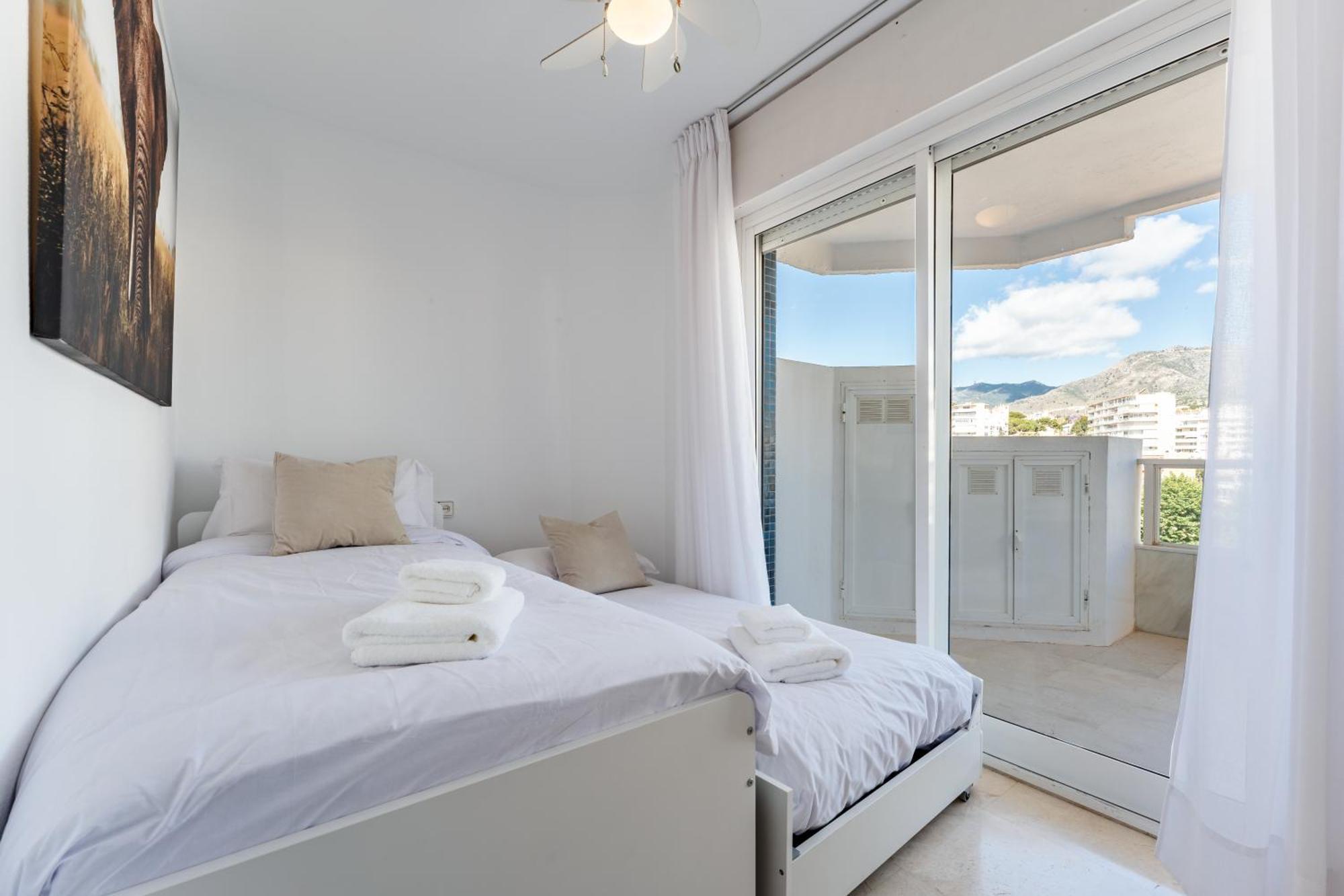 Tropico Carihuela View & Parking Lejlighed Torremolinos Eksteriør billede
